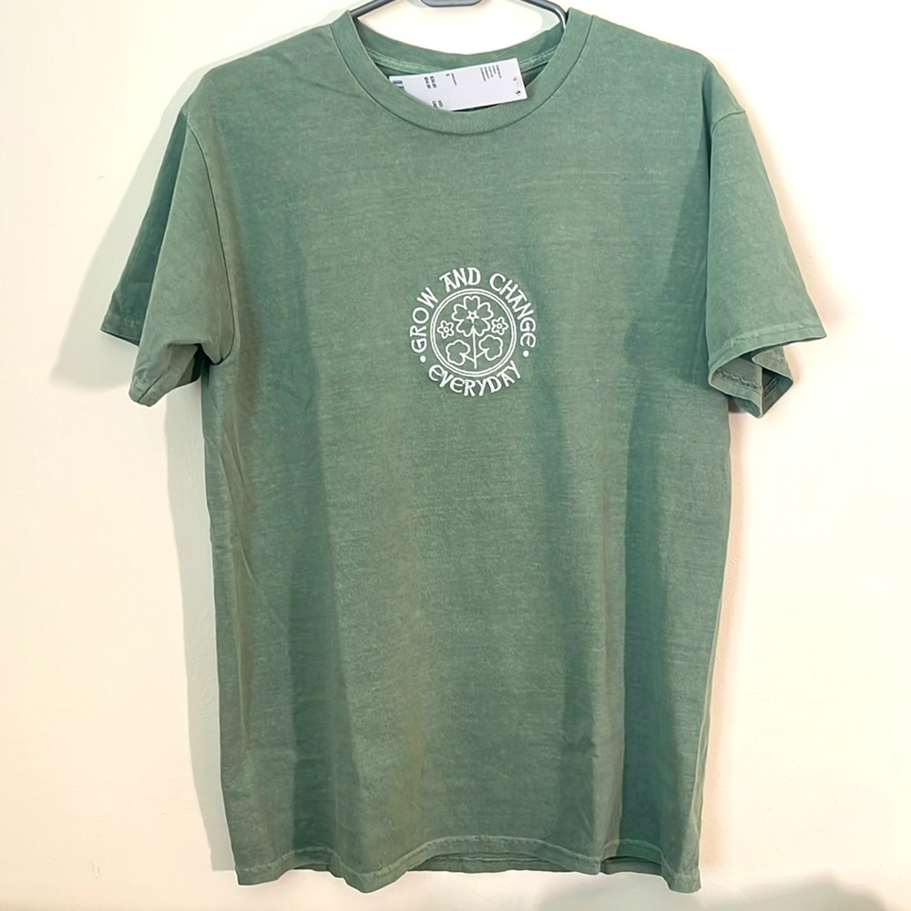 Green Embroidered Nature Tee